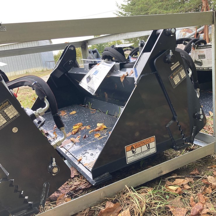 WOLVERINE MCB-11-48W MINI SKID COMBINATION BUCKET