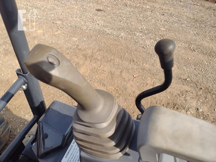 2022-deere-17g-image-8