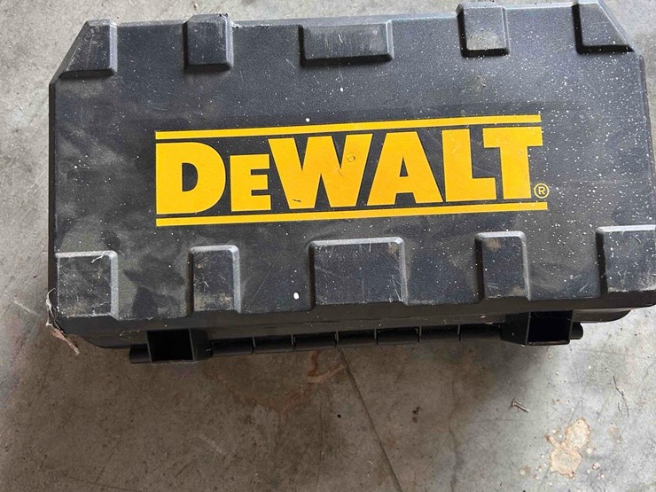 dewalt-wood/steel-planer-image-6