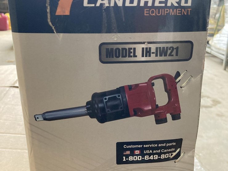 land-hero-ih-iw21-impact-wrench-image-3