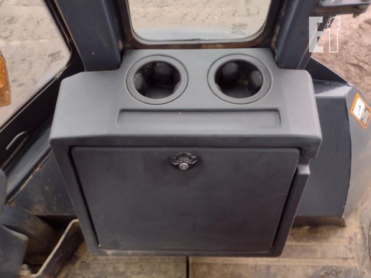 2015-deere-310k-image-15