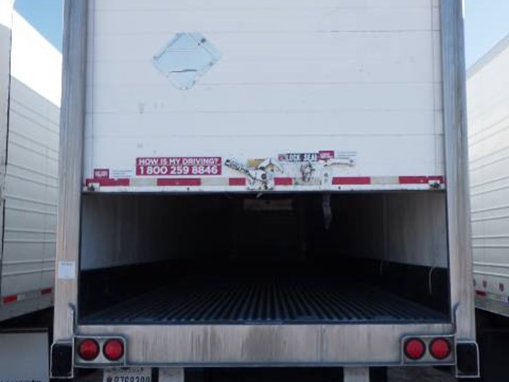 2019-utility-3000r-image-11