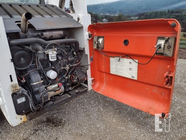 2004-bobcat-s250-image-23