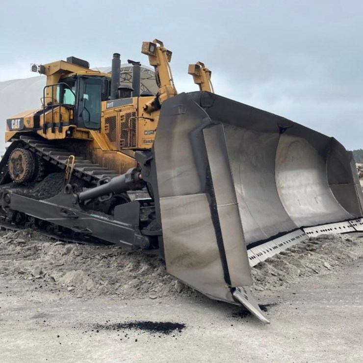 2017 CATERPILLAR D11T