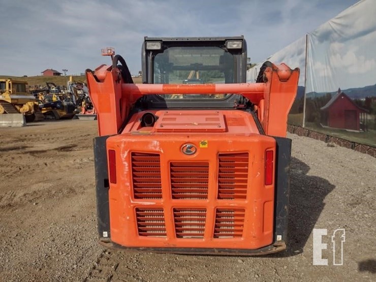 kubota-svl65-2-image-4