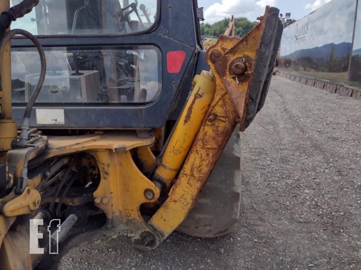 1999-deere-410e-image-32