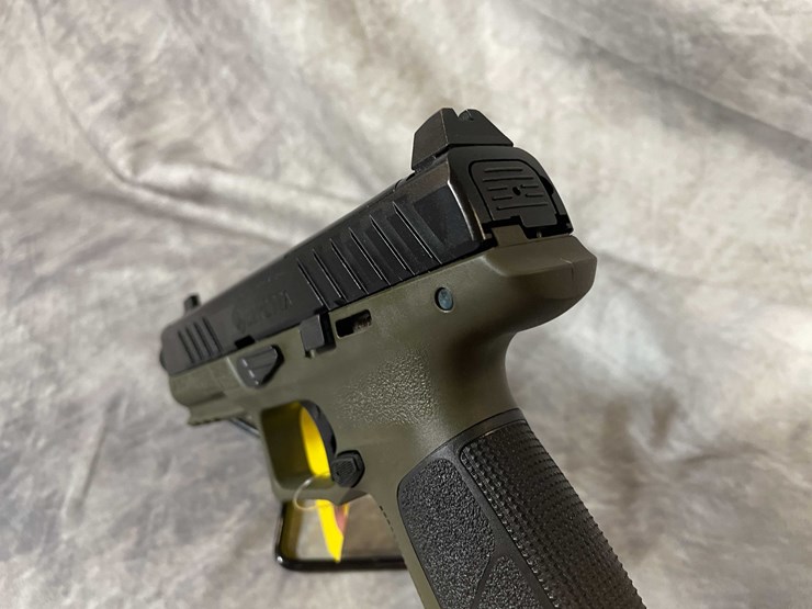 #4781-•-beretta-apx-a1-tactical-9mm-luger-pistol,-sn:-a269954x-image-20