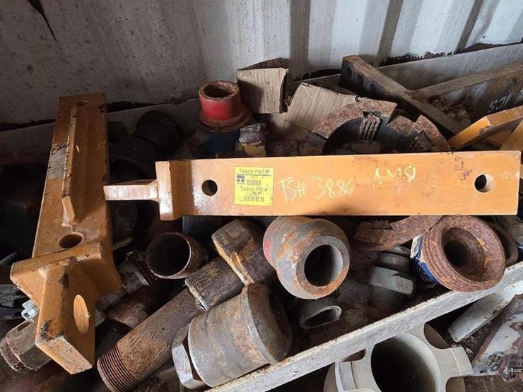 tool-house-with-contents-image-35