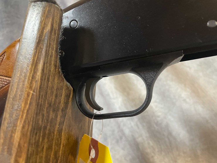 #4864-•-mossberg-model-500-12-ga.-pump-action-shotgun,-sn:-v1385461-image-10