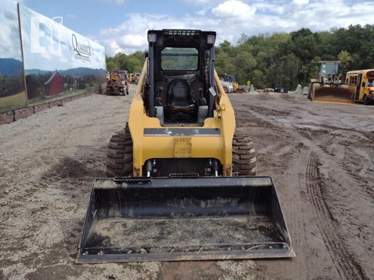 2005-caterpillar-262b-image-2