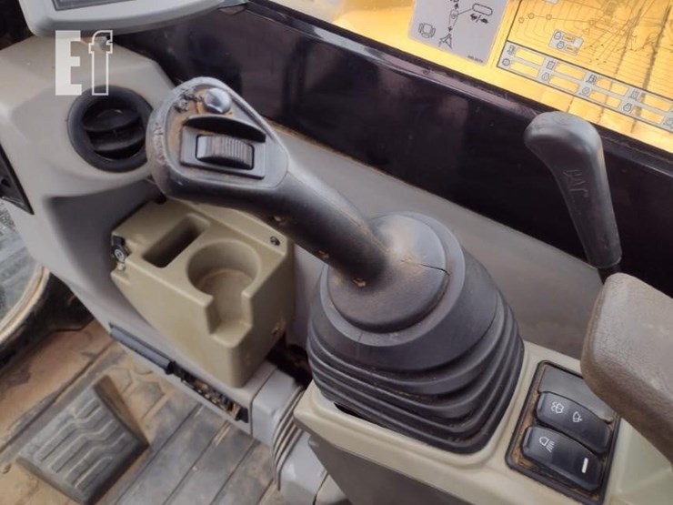 2017-caterpillar-308e2-cr-image-8