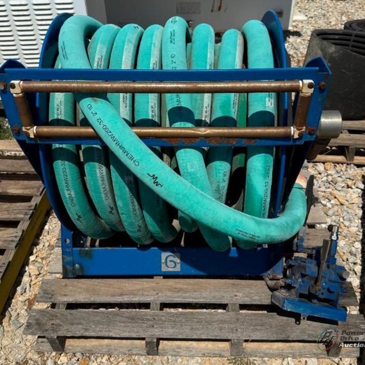 2" Hydraulic Hose w/Valve on Cox Reel