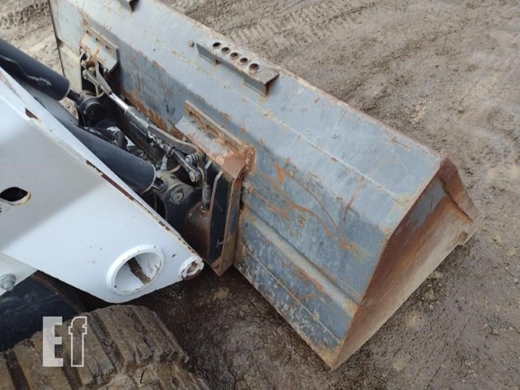 2021-bobcat-t870-image-18
