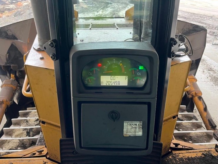 2017-caterpillar-d11t-image-12