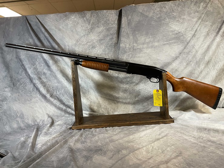 #4871-•-winchester-model-120-12-ga.-pump-action-shotgun,-sn:-l2095612-image-1