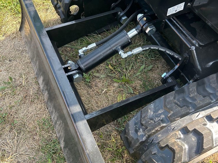 unused-cfg-industrial-mh12rx-mini-excavator-image-6
