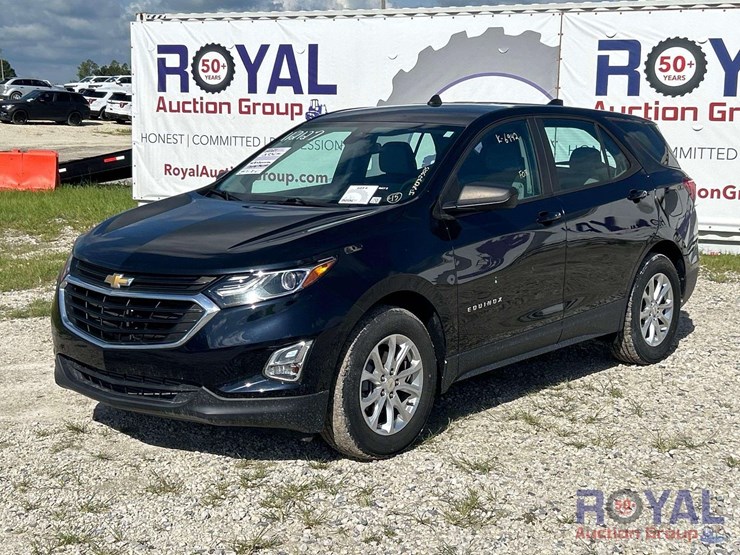2021-chevrolet-equinox-ls-image-1