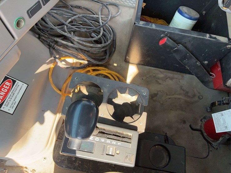 1997-ford-l8501-image-37