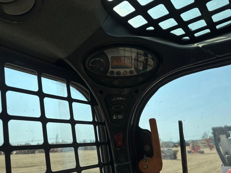 2016-bobcat-s770-image-21