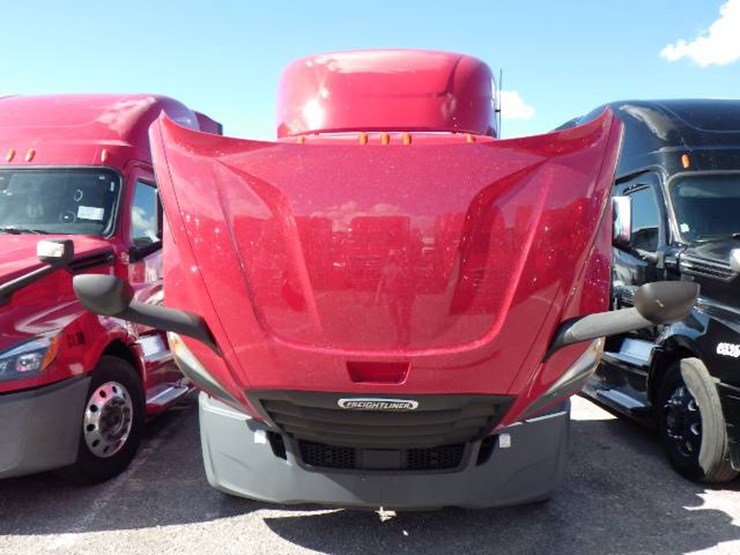 2019-freightliner-cascadia-116-image-15