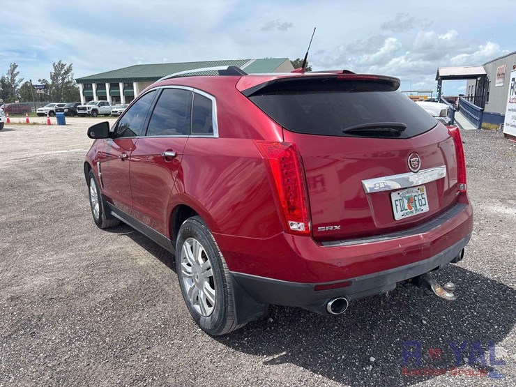2012-cadilac-srx-suv-image-4