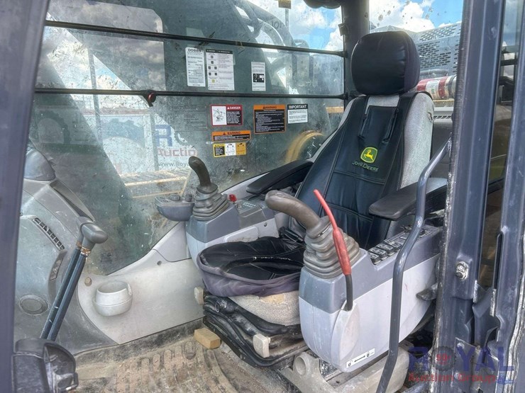 2018-deere-470g-lc-image-6