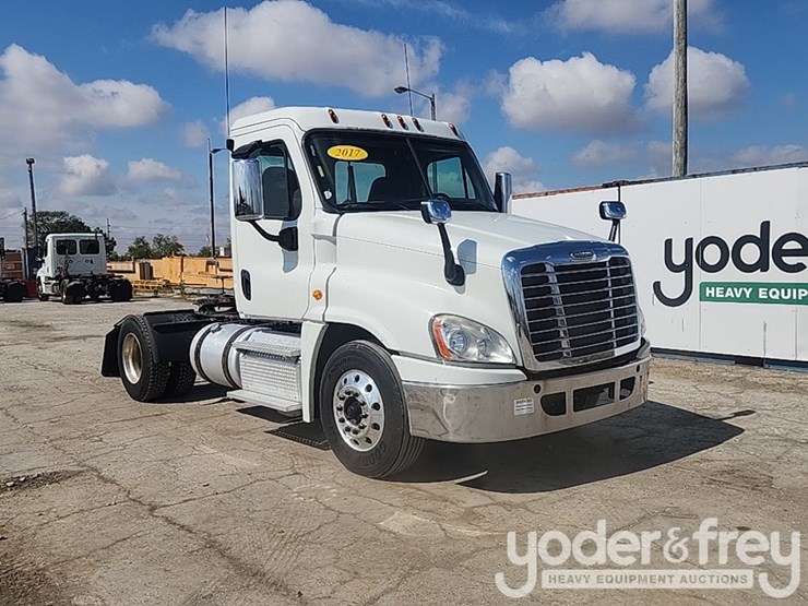 2017-freightliner-cascadia-image-7