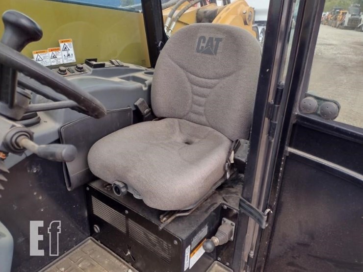 2010-caterpillar-th255-image-12