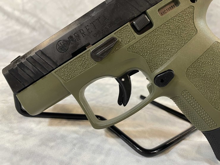 #4789-•-beretta-apx-a1-carry-9mm-luger-pistol,-sn:-axc150909-image-19