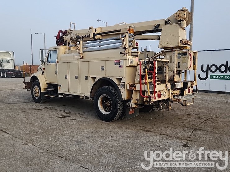 international-4900-image-3