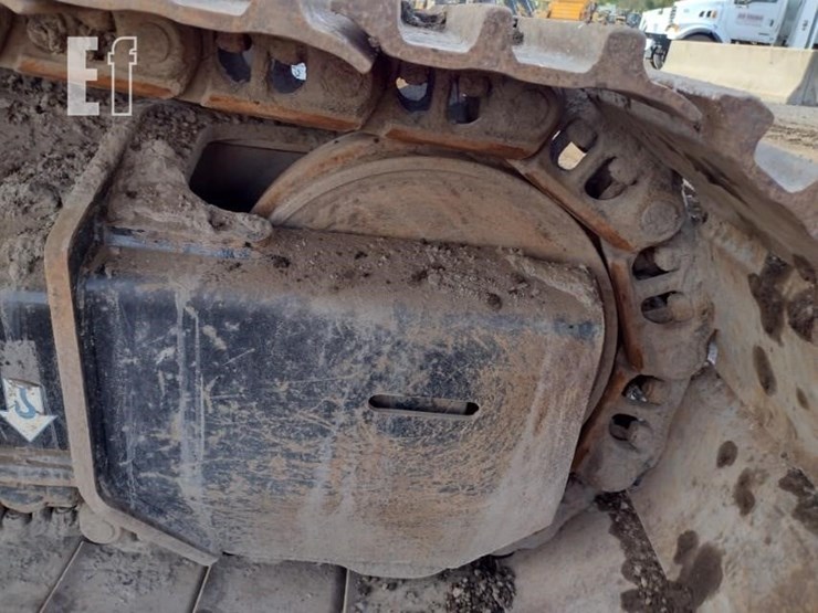 john-deere-210-image-26
