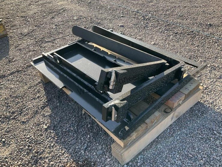 30in-forks-for-stand-up-skid-steer-image-4