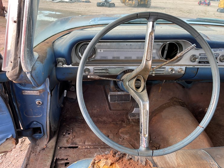 #8217-•-oldsmobile-88-super-coupe-(has-title-in-delay)-(mosinee,-wi)-image-34