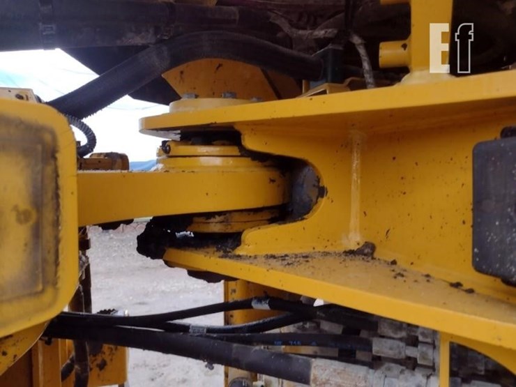 caterpillar-926m-image-31