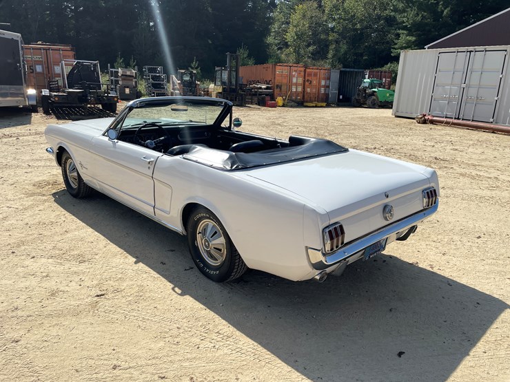 #7017-•-1966-ford-mustang-convertible-(downing,-wi)-(has-wi-title)-image-8