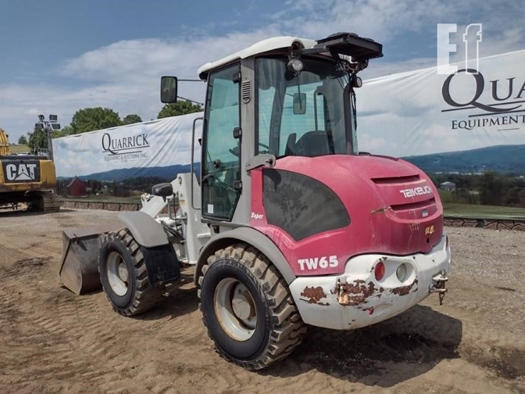 2012-takeuchi-tw65-image-33