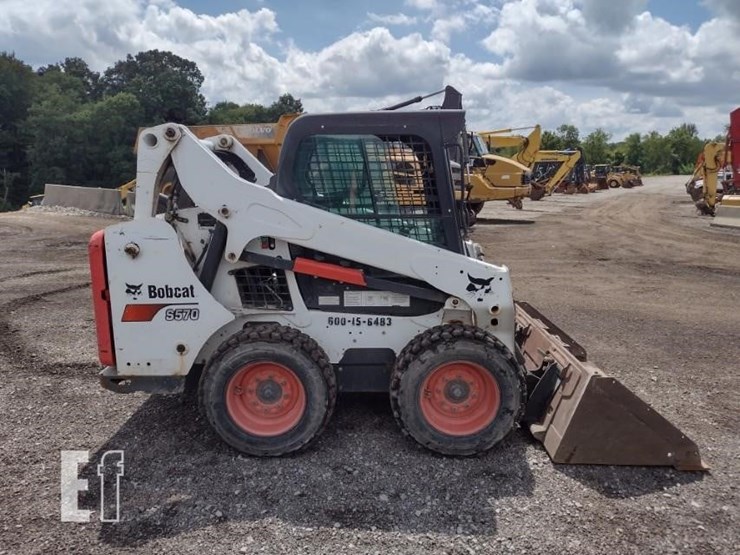 2017-bobcat-s570-image-3