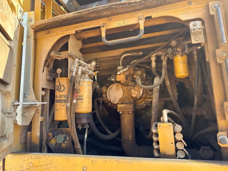 2014-caterpillar-336el-image-18