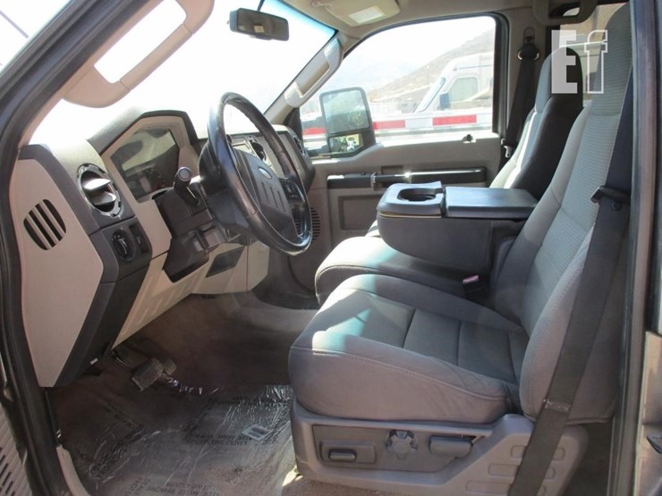 2010-ford-f250-image-7