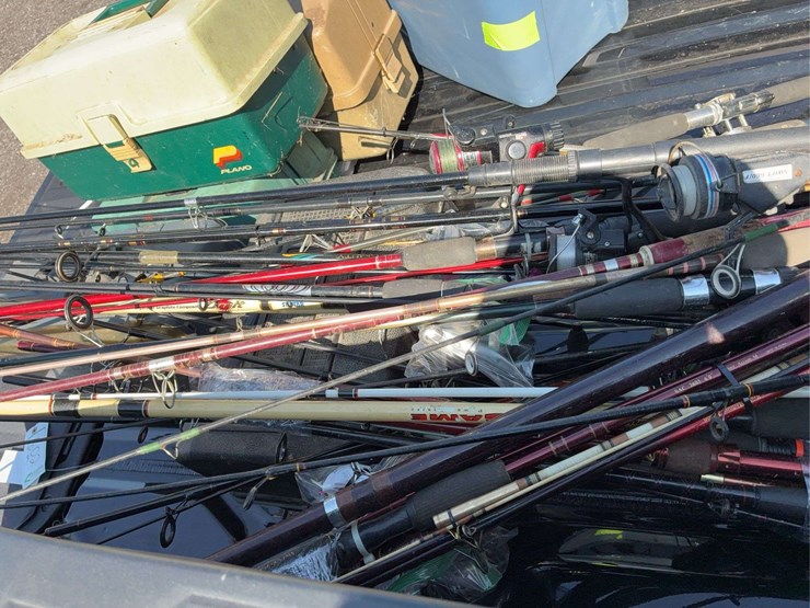 numerous-fishing-dos-reels-and-tackle-image-3