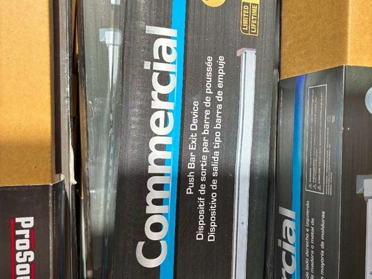 commercial-door-handles-image-4