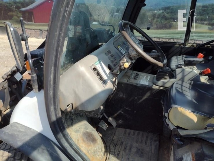 19-bobcat-5600t-toolcat-9416-image-12