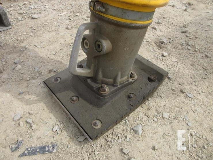 bomag-bt65-image-6