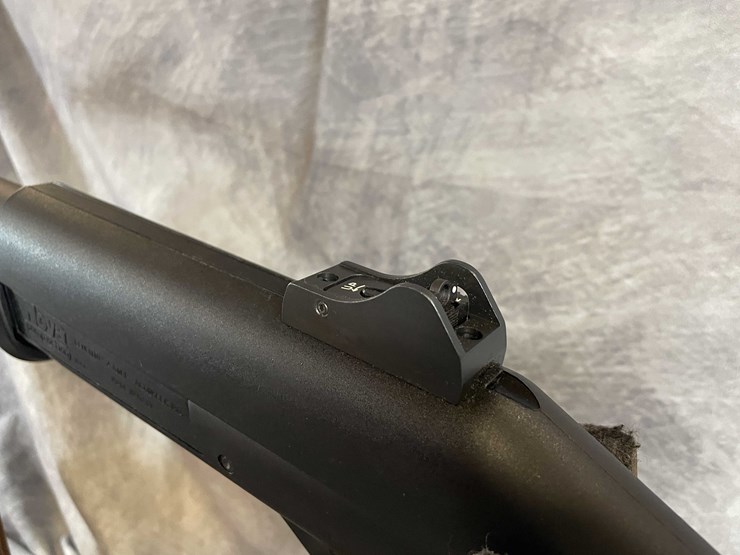 #4867-•-benelli-nova-12-ga.-pump-action-shotgun,-sn:-z1023140u-image-29