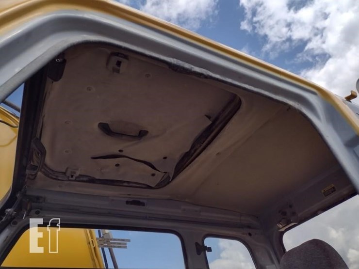 deere-120-image-12