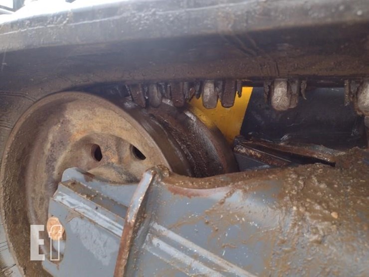 deere-333g-image-25