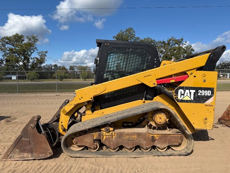 2014-caterpillar-299d-image-1