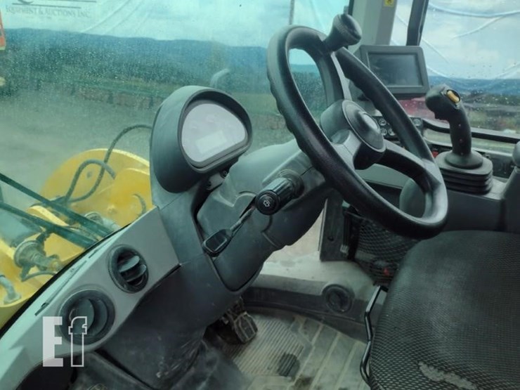 caterpillar-926m-image-14