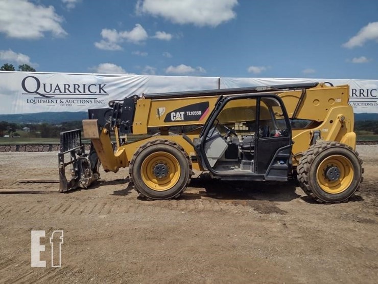 2017-caterpillar-tl1055d-image-1