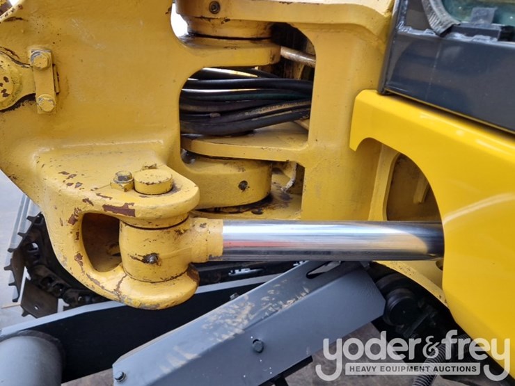 2014-komatsu-pc80mr-3-image-20